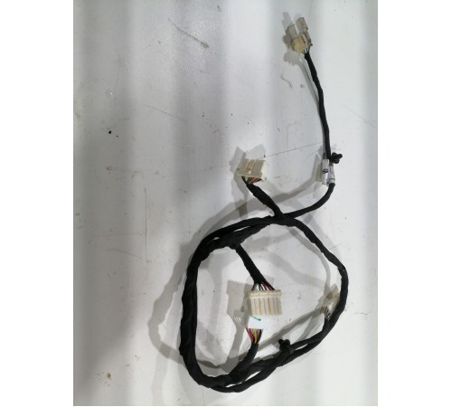 Электропроводка центральной консоли задняя