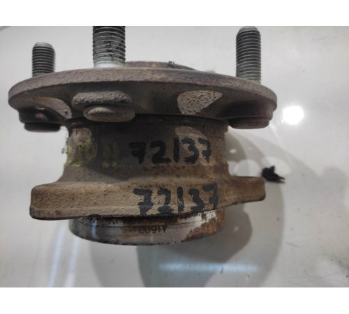 Ступица (задняя, левая)