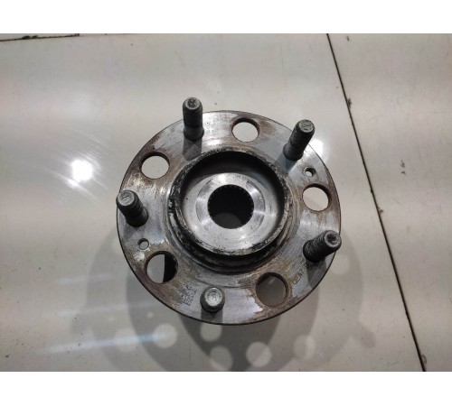 Ступица (задняя, левая)