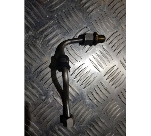 Трубка топливная