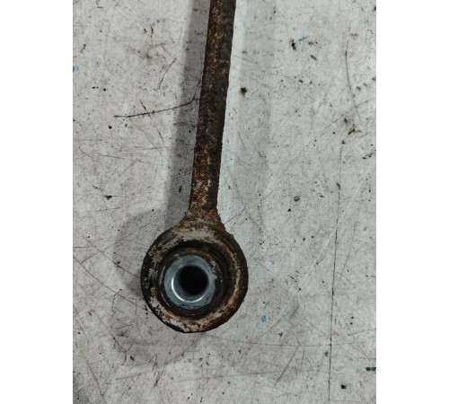 Стойка стабилизатора передняя правая