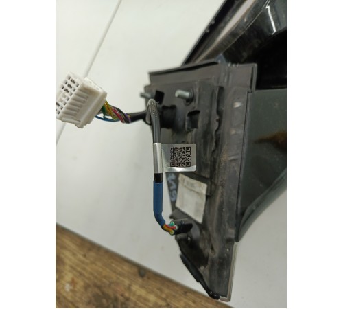 Зеркало правое