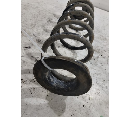 Пружина подвески задняя