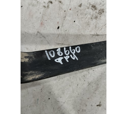 Крепление топливного бака левое