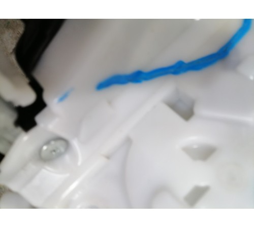 Замок двери задний правый