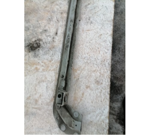 Балка передняя под радиаторы