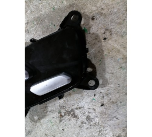 Блок кнопок регулировки сиденья передний левый