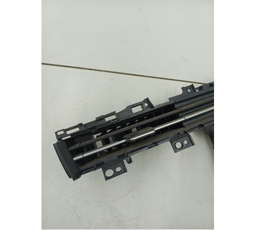 Дефлектор воздушный левый