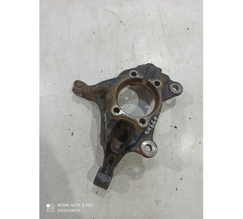 Поворотный кулак(передний левый)