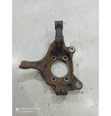 Поворотный кулак(передний левый)