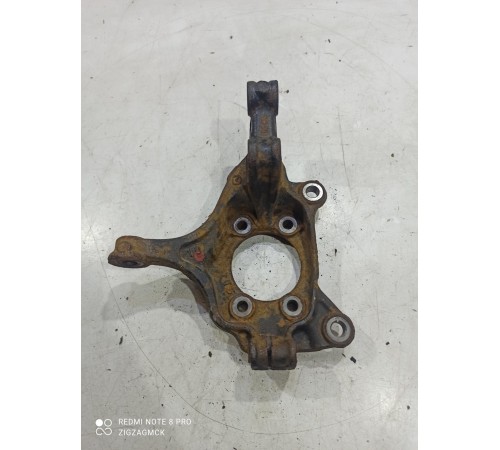 Поворотный кулак(передний левый)