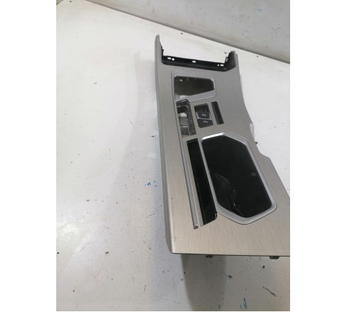 Центральная консоль