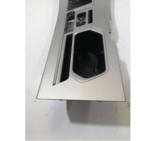 Центральная консоль