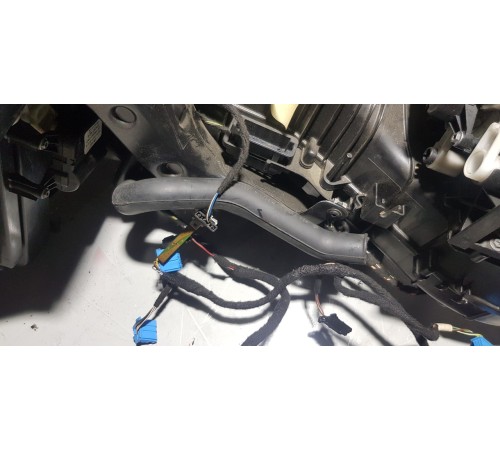 Электропроводка отеплителе