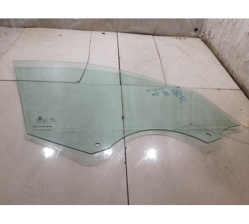 Стекло двери (переднее левое)