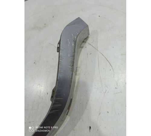 Молдинг бампера передний левый