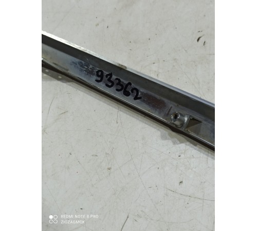 Молдинг бампера передний левый