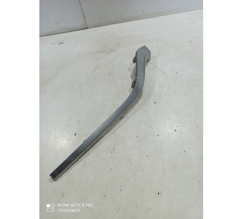 Молдинг бампера передний левый