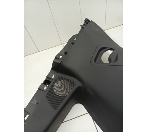 Обшивка багажника левая