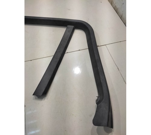 Накладка двери задняя правая