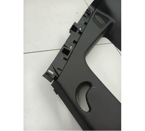 Обшивка багажника левая