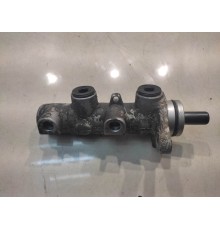 Главный тормозной цилиндр