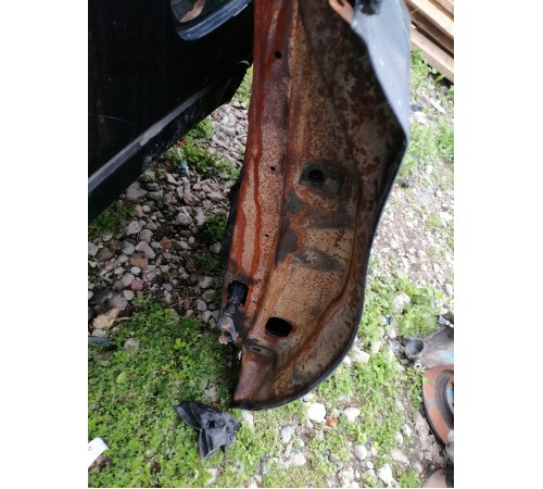 Дверь передняя левая