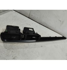 Дефлектор с декоротивной накладкой