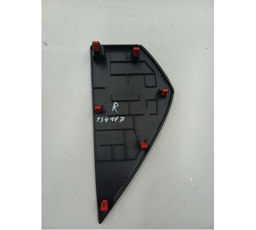 Накладка торпедо боковая правая