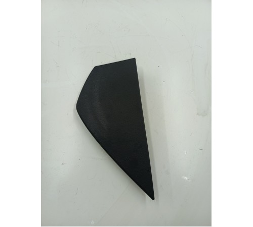 Накладка торпедо боковая правая