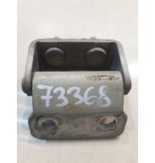 Петля крышки багажника