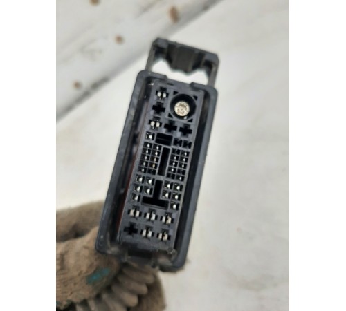 Электропроводка двери (передняя левая)