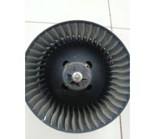 Моторчик отопителя (печки)