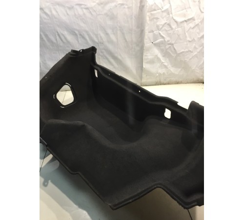 Обшивка багажника