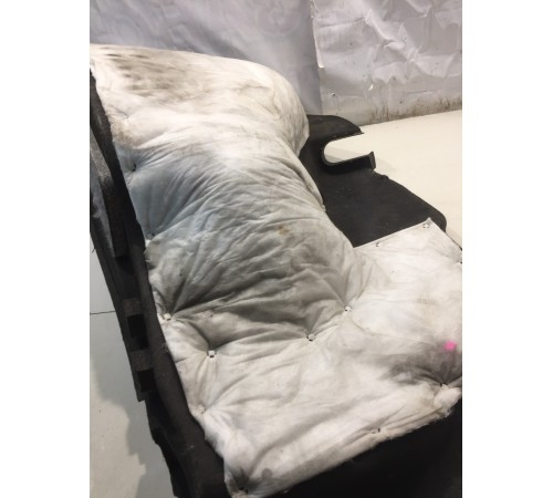 Обшивка багажника