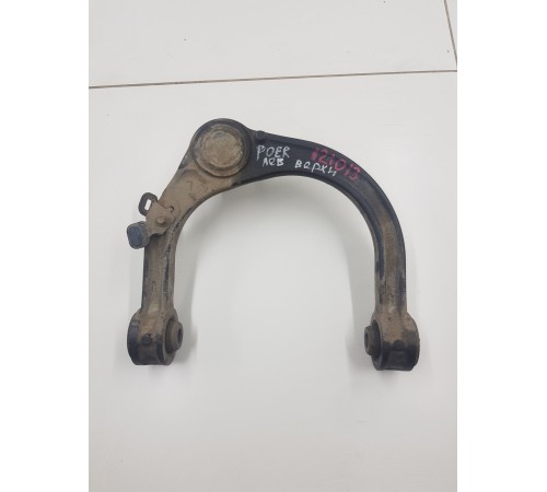 Рычаг подвески передний левый верхний