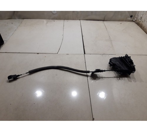 Замок двери (задний левый)