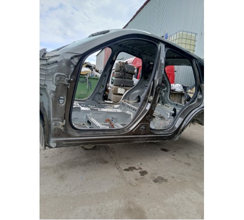 Порог со стойкой левый