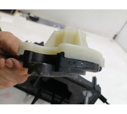 Трос аварийной разблокировки АКПП