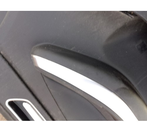 Обшивка двери передняя левая