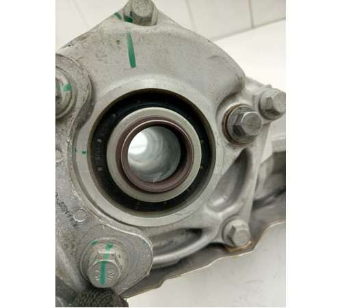 Раздаточная коробка (раздатка)