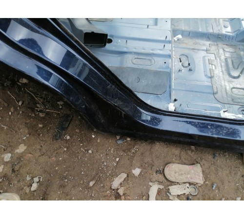 Порог со стойкой правый