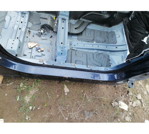 Порог со стойкой правый