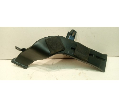 Воздуховод задний Левый