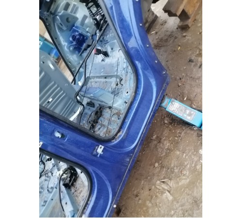 Порог левый с центральной стойкой