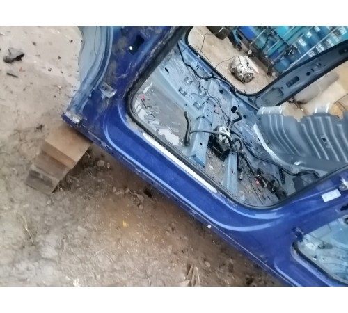 Порог левый с центральной стойкой