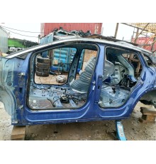 Порог левый с центральной стойкой