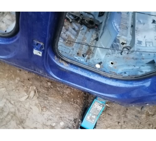 Порог левый с центральной стойкой