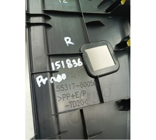 Накладка торпедо правая