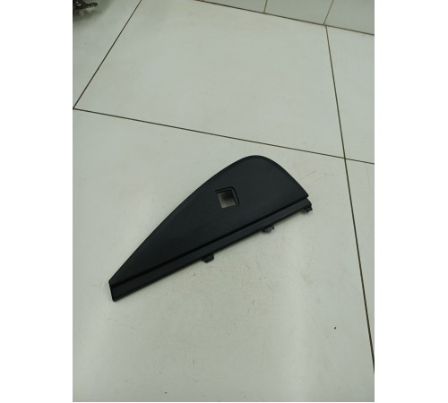 Накладка торпедо правая